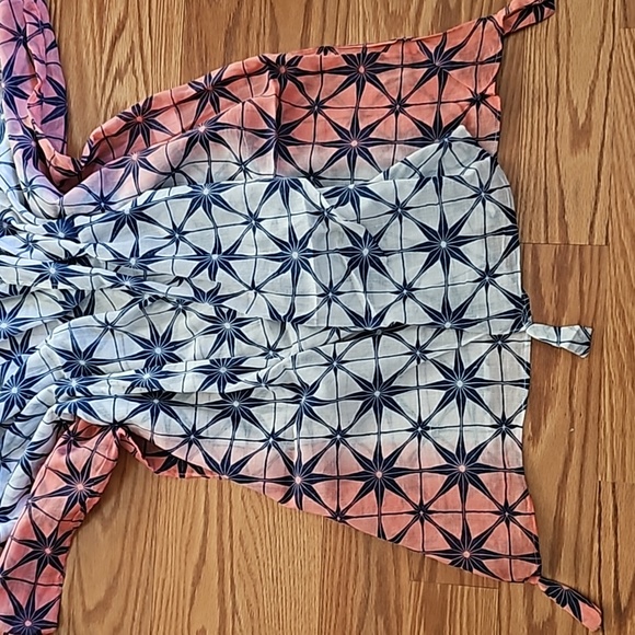 Roberta Roller Rabbit Beach Shrug - Picture 3 of 4